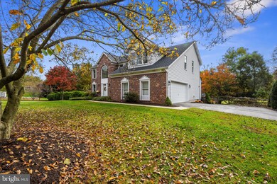 6415 Magic Splendor Dr, Sykesville, MD 21784 - photo 2