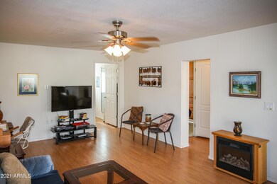 03 Family Room