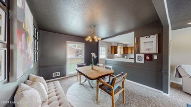 8905-Gonewind-Ct_007