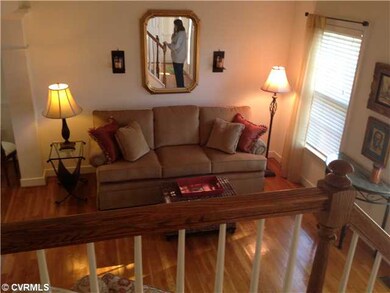 Living Room - Lovely formal Living Room w/ Crown M
