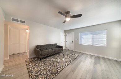 2230 E Brill St unit 4, Phoenix, AZ 85006 - photo 7