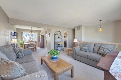 04-Living Room