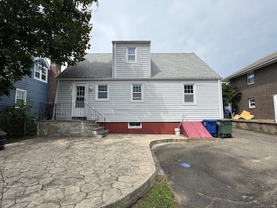 113 Clark St, Bridgeport, CT 06606 - photo 3