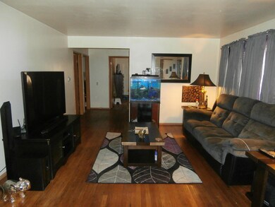 Living Rm 1