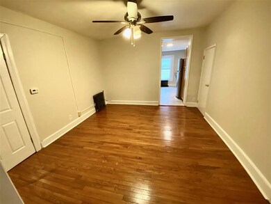 209.5 Warren St unit 2, Jc, Downtown, NJ 07302 - photo 2