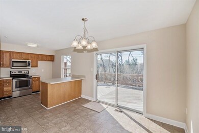 6423 Towncrest Ct W, Frederick, MD 21703 - photo 6