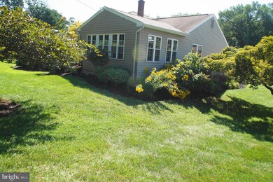 994 Carlin Dr, Southampton, PA 18966 - photo 7