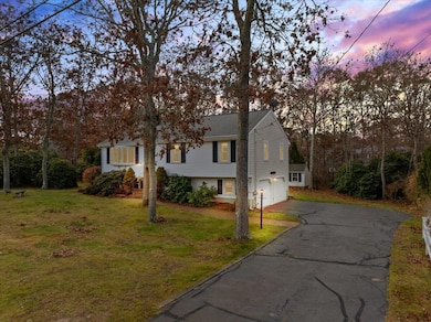 7 Portside Dr, Pocasset, MA 02559 - photo 2