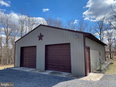 5567 Virginia Line Rd, Berkeley Springs, WV 25411 - photo 2