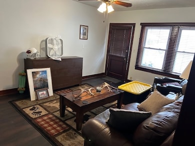 311 Canal St, Wilmington, IL 60481 - photo 3