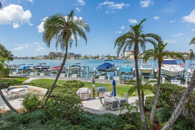 Waterfront grilling / picnic area or stroll on you