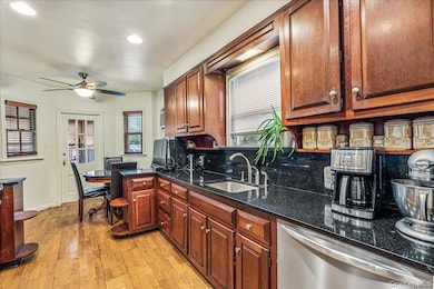 186-15 Grand Central Pkwy, Jamaica, NY 11432 - photo 6