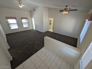 10113 Cresent Creek Dr, Las Vegas, NV 89134 - photo 3