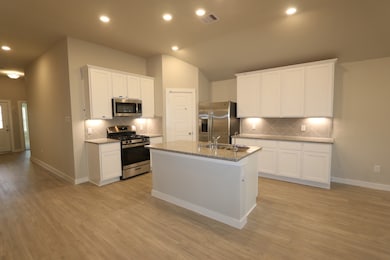 823 Deerhurst Ln, Magnolia, TX 77354 - photo 3