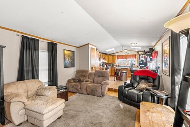 21 Sullivan Dr, Allenstown, NH 03275 - photo 7