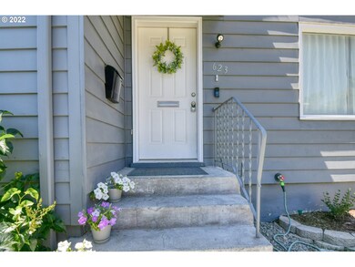 623 NW 7th St, Pendleton, OR 97801 - photo 4