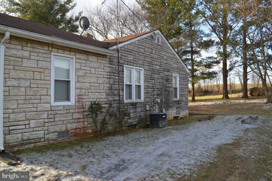 299 Keller Rd, Toms Brook, VA 22660 - photo 2