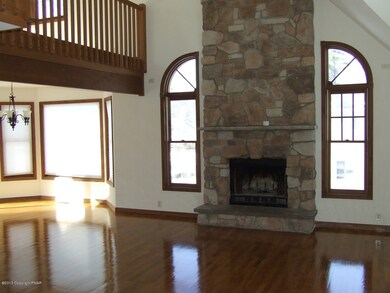 364 Escoll Dr, East Stroudsburg, PA 18301 - photo 5