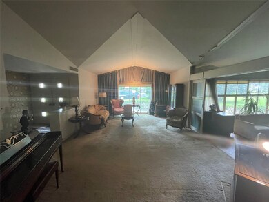 3715 Rio Vista St, Houston, TX 77021 - photo 3