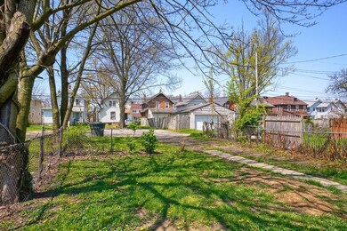 947 Miller Ave (10)