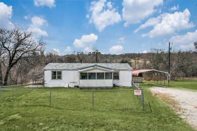 189 Adalida Ln, Springtown, TX 76082 - photo 2