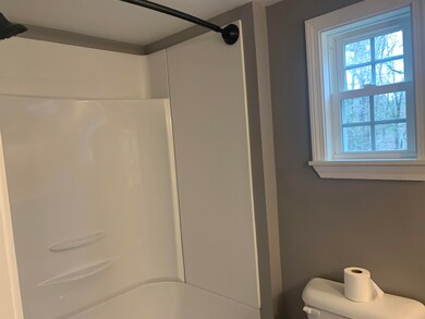 124 Daffodil Hill Ln, Rochester, NH 03868 - photo 7