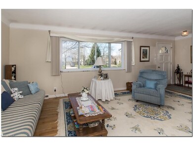 Open Living Room w Original Hardwood Floors