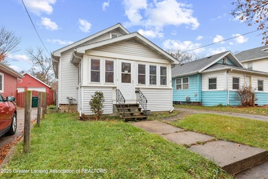 721 Clark St, Lansing, MI 48906 - photo 3