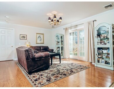 544 Chestnut St, Franklin, MA 02038 - photo 6