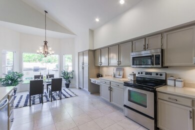 Kitchen 4