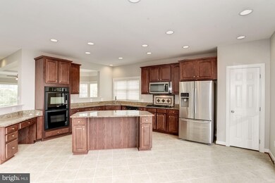 42076 Foley Headwaters St, Aldie, VA 20105 - photo 6