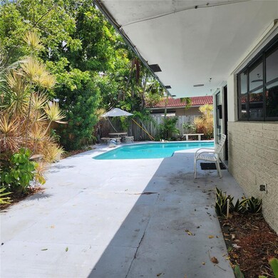 1940 NE 31st Ct unit South, Lighthouse Point, FL 33064 - photo 4