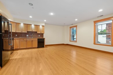 50 Maple St unit 4, Danvers, MA 01923 - photo 3