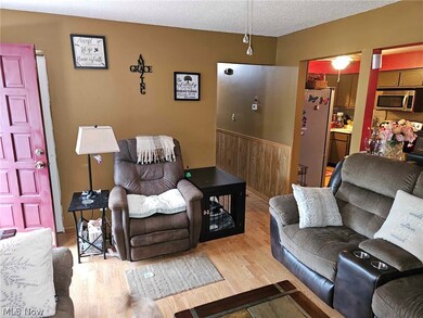 4990 Labelle Dr, Columbus, OH 43232 - photo 3