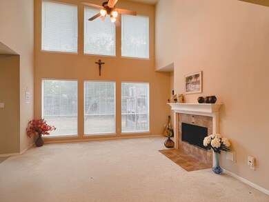 21739 Cozy Hollow Ln, Richmond, TX 77469 - photo 4