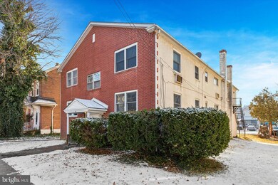 32 W 3rd St, Lansdale, PA 19446 - photo 2