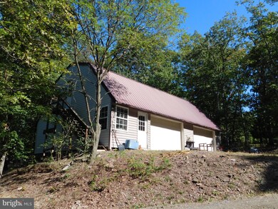 237 Beechwood Dr, Keyser, WV 26726 - photo 4
