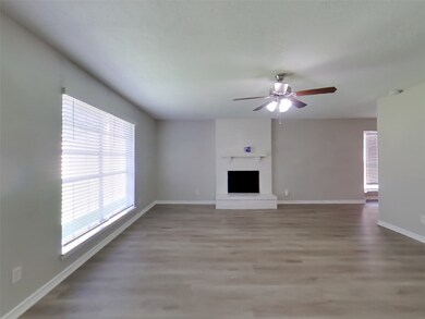 23230 Wintergate Dr, Spring, TX 77373 - photo 3