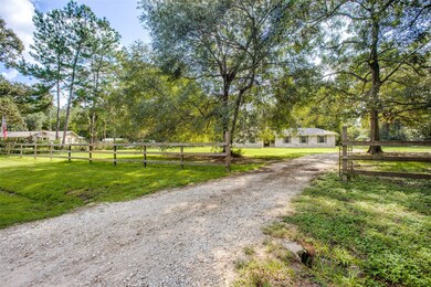 22610 Cardinal Dr, Hockley, TX 77447 - photo 2