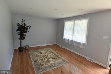 427 Ingleside Ave, Catonsville, MD 21228 - photo 3