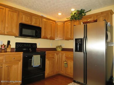 6916 Catalpa Springs Dr, Louisville, KY 40228 - photo 7