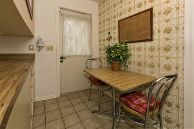 Breakfast Nook