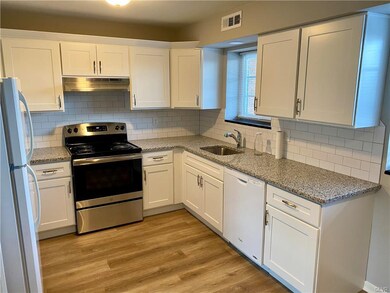 2221 Grove St unit 1W, Allentown, PA 18104 - photo 4