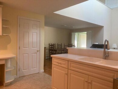 18 DERBY KITCHEN