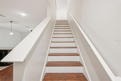 9833 Hound Chase Dr, Gibsonton, FL 33534 - photo 5