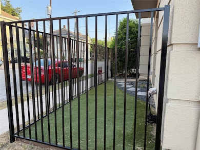 Another view of the yard space. Very low maintenance!