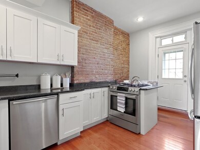162 W Concord St unit 2, Boston, MA 02118 - photo 3