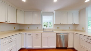 101 Carpenter Ln, Saunderstown, RI 02874 - photo 7