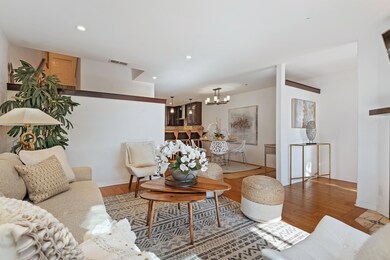 04 - Living Room