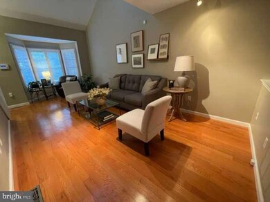 32 May Apple Dr unit 18, Downingtown, PA 19335 - photo 5